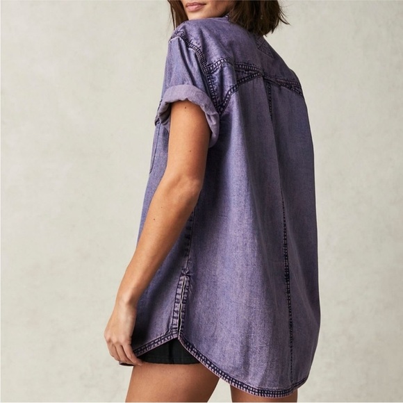 Free People We The Free The Short Of It Denim Top / Orchid Overdye, Size Small - Picture 3 of 11